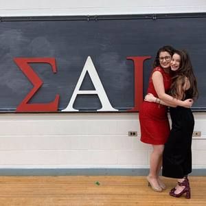 Meet your Posher, Adara